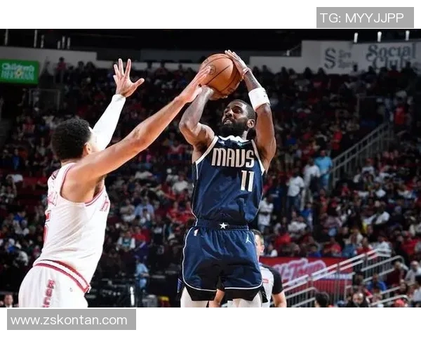 东契奇狂砍73分刷新现役得分纪录独行侠力克太阳终结其11连胜之势