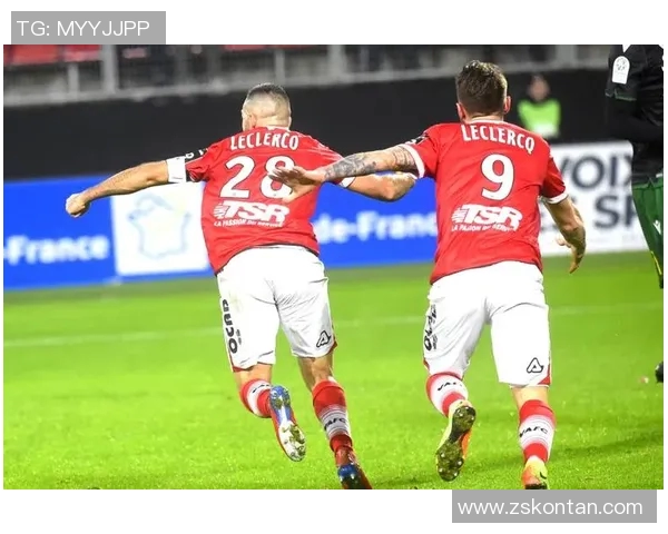 瓦朗谢纳与欧塞尔的激烈对决谁能笑到最后分析比赛前景与关键球员表现